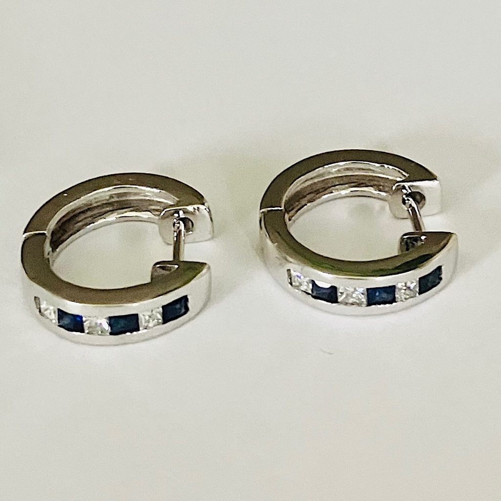 14kt Sapphire Diamond Earrings 107ct 14kt White Gold Huggies